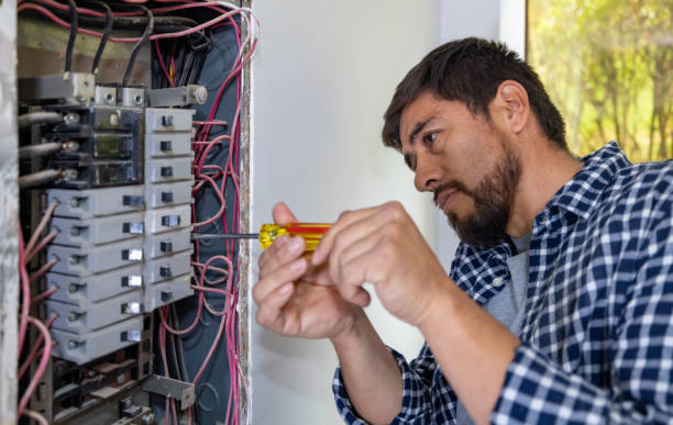 Best Commercial Electrical Services  in Westlake Vlage, IL